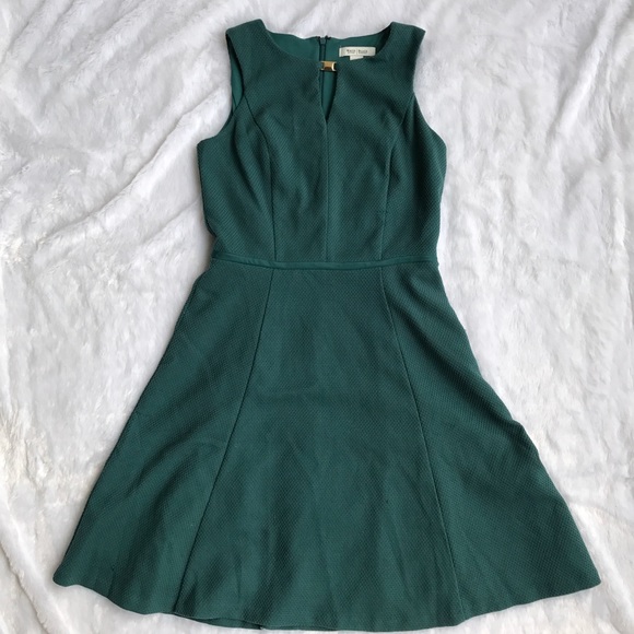 white house black market green dress